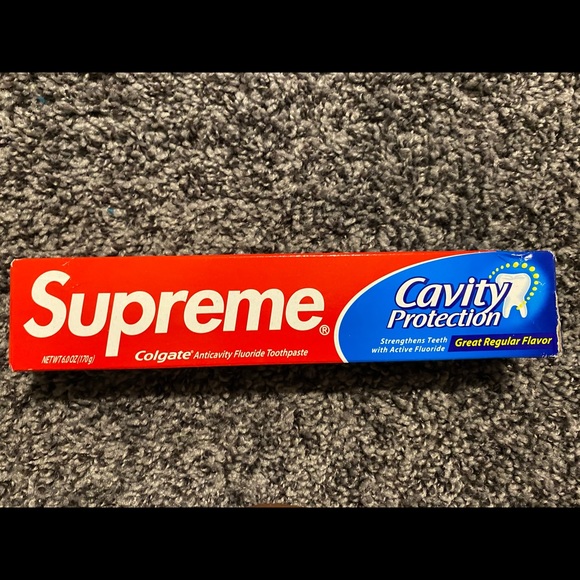 Supreme Colgate Toothpaste - Picture 1 of 6